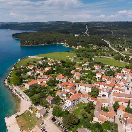 Hébergement de vacances At In Osor, Cres Osor