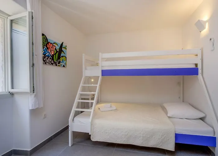 At In Osor, Cres Osor