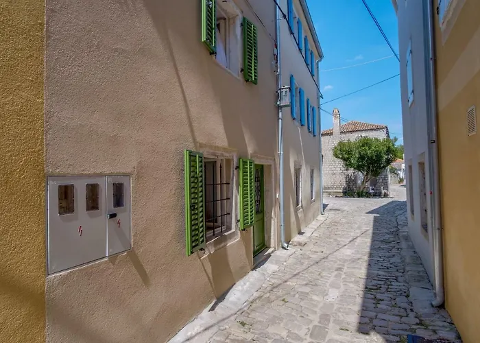 Feriehus At In Osor, Cres *