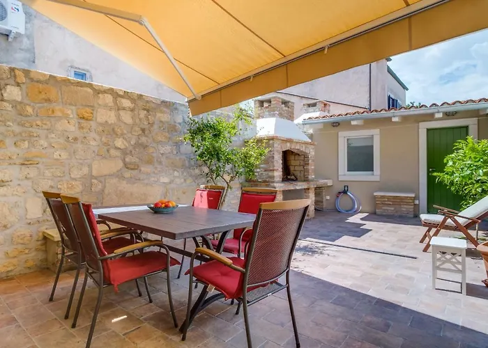 At In Osor, Cres Feriehus Osor